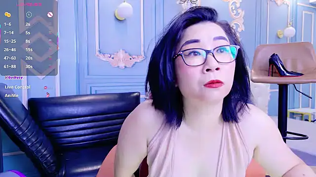Snapshot of LucianaMe chatting on June 30, 2026, 2:23 am LucianaMe online show from June 30, 2026, 2:23 am
