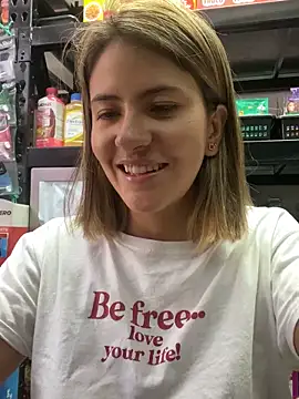 Andrea18 blonde online show from November 25, 2025, 3:23 pm