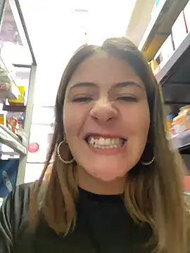 Snapshot of Andrea18_blonde chatting on February 26, 2026, 3:44 pm Andrea18 blonde online show from February 26, 2026, 3:44 pm