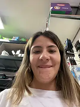 Snapshot of Andrea18_blonde chatting on March 4, 2026, 5:08 pm Andrea18 blonde online show from March 4, 2026, 5:08 pm