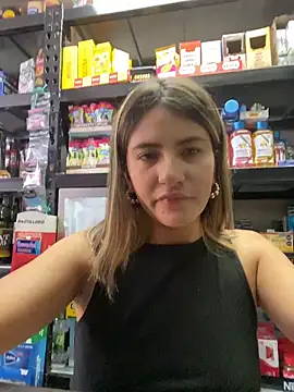 Snapshot of Andrea18_blonde chatting on March 12, 2026, 3:18 pm Andrea18 blonde online show from March 12, 2026, 3:18 pm