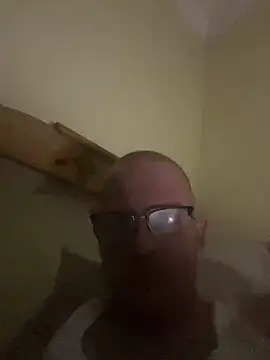 ClimbedCaelum online show from October 6, 2025, 6:11 am