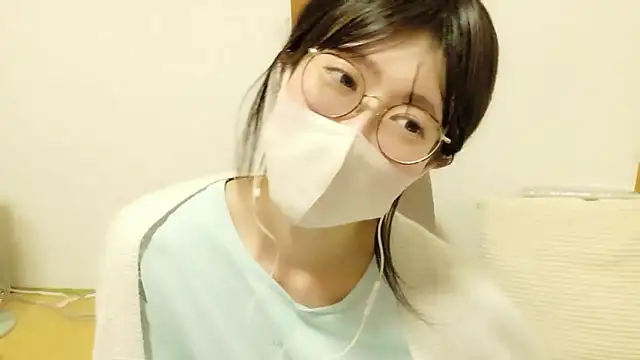 Snapshot of RIO_o0 chatting on April 26, 2026, 1:42 pm RIO o0 online show from April 26, 2026, 1:42 pm