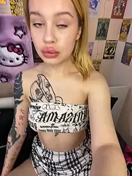 RozaliyRi online show from February 7, 2025, 9:37 am