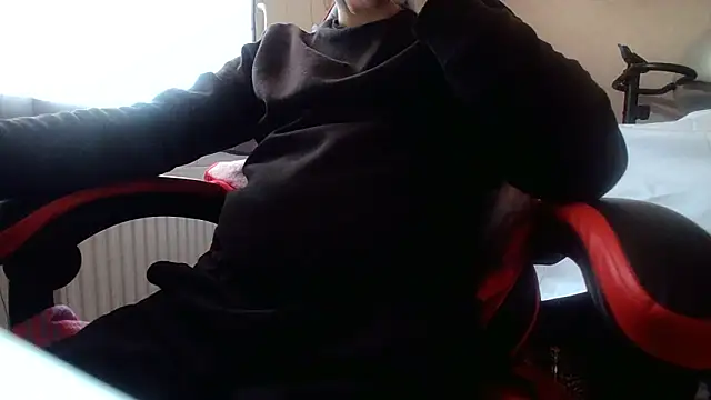 Snapshot of balkis30 chatting on February 13, 2025, 11:39 am balkis30 online show from February 13, 2025, 11:39 am