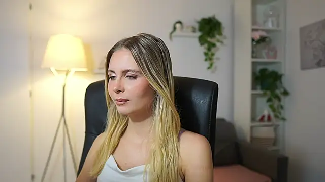 catecrago  online show from September 24, 2025, 8:28 am