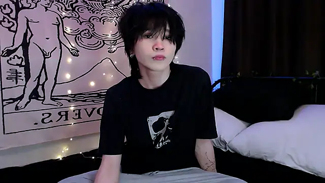 Snapshot of rennnuts chatting on March 1, 2025, 11:28 am rennnuts online show from March 1, 2025, 11:28 am