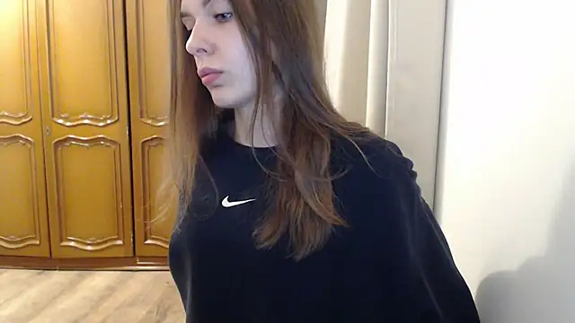 aurora lust online show from November 12, 2025, 6:36 am