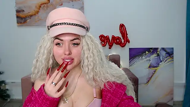 Snapshot of MissisCaty chatting on February 22, 2025, 7:36 pm MissisCaty online show from February 22, 2025, 7:36 pm