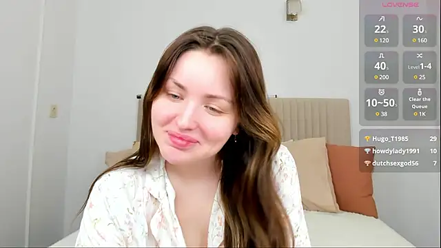 Lora Rosee online show from February 22, 2025, 9:01 am