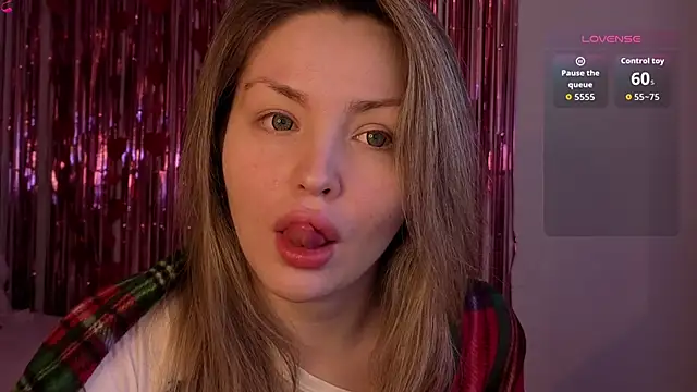 Snapshot of Lora_Rosee chatting on April 30, 2026, 2:23 pm Lora Rosee online show from April 30, 2026, 2:23 pm