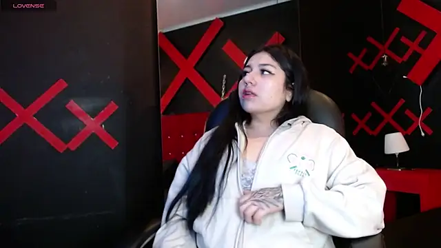 Snapshot of sweety_ashly chatting on February 4, 2025, 11:27 am sweety ashly online show from February 4, 2025, 11:27 am