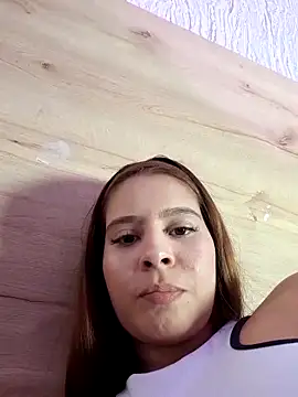 bella lovers  online show from February 11, 2025, 3:08 pm