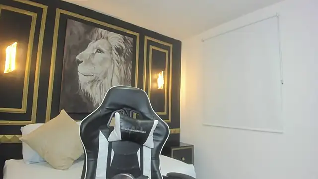 Snapshot of tiffanny_doll_ chatting on February 27, 2026, 12:38 pm tiffanny doll online show from February 27, 2026, 12:38 pm