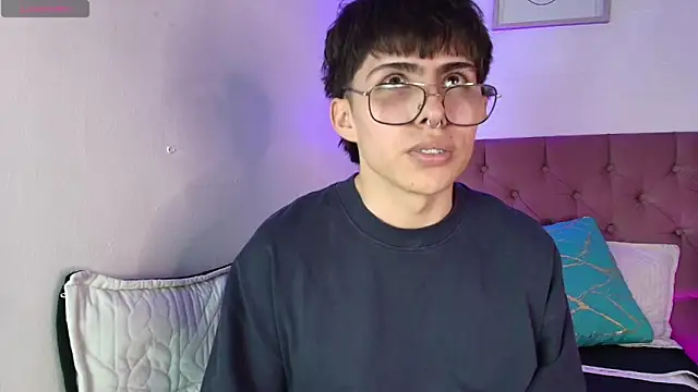 PepperTwink online show from October 13, 2025, 4:29 pm