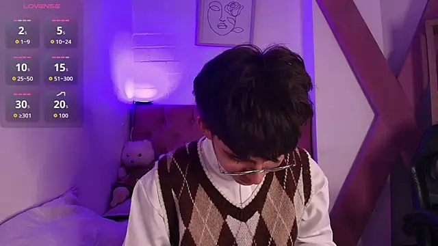 PepperTwink online show from October 28, 2025, 3:58 pm