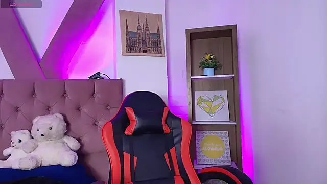 PepperTwink online show from April 4, 2026, 3:53 pm