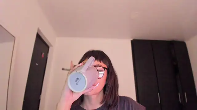 Snapshot of ggor4w33 chatting on October 6, 2025, 11:51 am ggor4w33 online show from October 6, 2025, 11:51 am