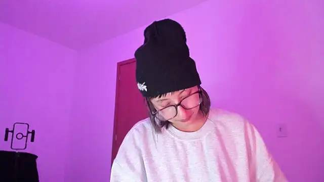 Snapshot of ggor4w33 chatting on October 20, 2025, 6:14 am ggor4w33 online show from October 20, 2025, 6:14 am