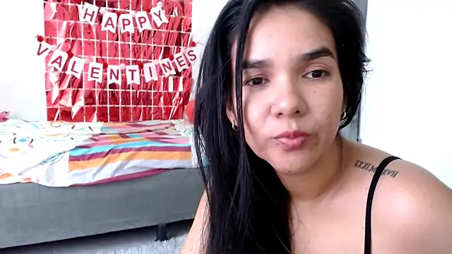 tezza smith online show from February 12, 2025, 3:49 pm