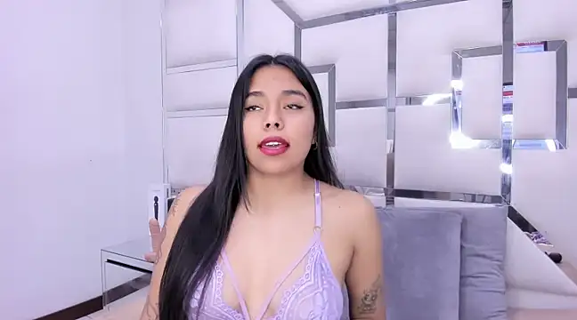 Snapshot of ZoeWan69 chatting on February 3, 2025, 6:39 pm ZoeWan69 online show from February 3, 2025, 6:39 pm