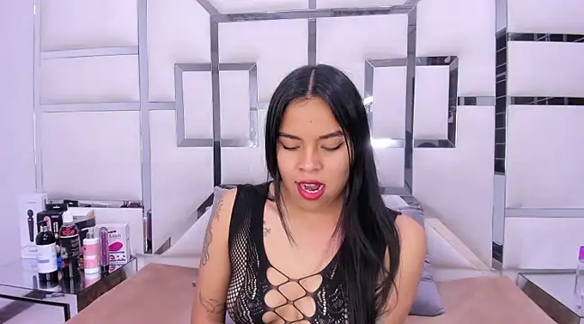 Snapshot of ZoeWan69 chatting on February 4, 2025, 7:00 pm ZoeWan69 online show from February 4, 2025, 7:00 pm