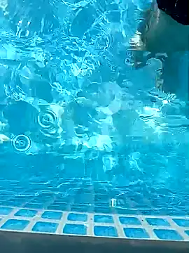 Snapshot of Dam70 chatting on May 25, 2026, 4:02 pm Dam70 online show from May 25, 2026, 4:02 pm