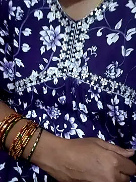 varsha-milky1 online show from February 10, 2025, 5:58 am