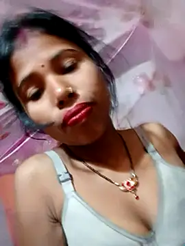 Miss triha online show from February 17, 2025, 8:47 pm