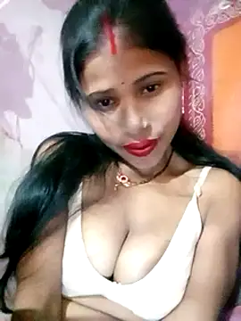 Miss triha online show from March 20, 2025, 3:04 pm