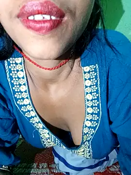 Miss triha online show from November 7, 2025, 9:59 pm