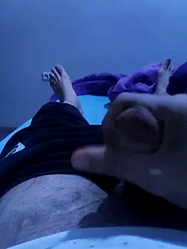 legolasleo online show from March 6, 2025, 9:42 pm