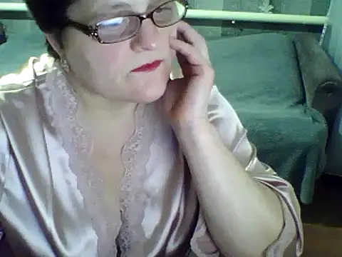 Snapshot of ElzaJewel chatting on February 6, 2025, 7:29 pm ElzaJewel online show from February 6, 2025, 7:29 pm