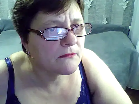 Snapshot of ElzaJewel chatting on February 7, 2025, 6:45 pm ElzaJewel online show from February 7, 2025, 6:45 pm