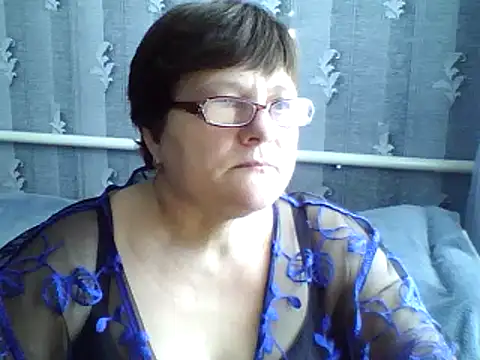 Snapshot of ElzaJewel chatting on February 17, 2025, 7:04 am ElzaJewel online show from February 17, 2025, 7:04 am