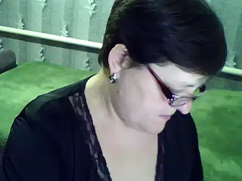 Snapshot of ElzaJewel chatting on March 10, 2025, 7:50 pm ElzaJewel online show from March 10, 2025, 7:50 pm