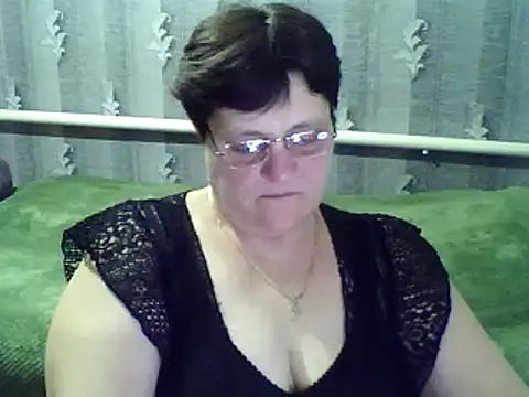 Snapshot of ElzaJewel chatting on March 13, 2025, 7:39 pm ElzaJewel online show from March 13, 2025, 7:39 pm