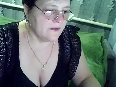 Snapshot of ElzaJewel chatting on March 21, 2025, 4:06 am ElzaJewel online show from March 21, 2025, 4:06 am