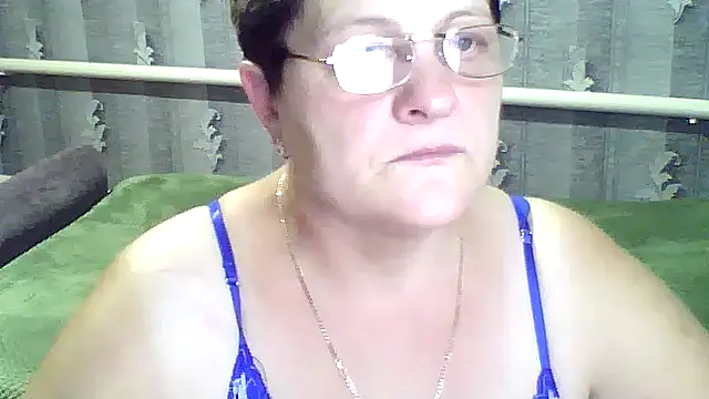 Snapshot of ElzaJewel chatting on September 10, 2025, 5:02 pm ElzaJewel online show from September 10, 2025, 5:02 pm
