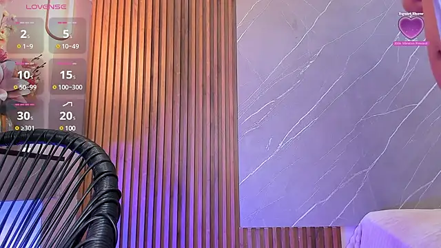 ariana jhonson1 online show from March 6, 2025, 12:52 pm