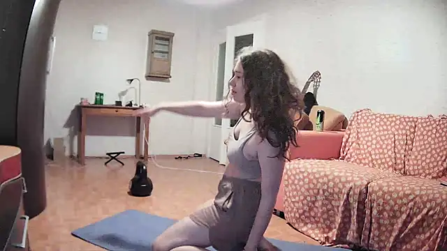 girliemilk online show from March 2, 2025, 9:22 pm