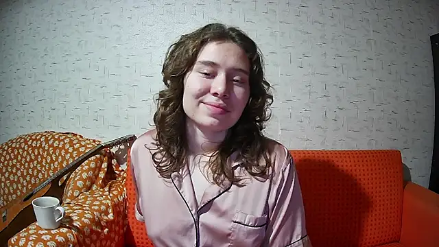 girliemilk online show from November 10, 2025, 10:09 pm