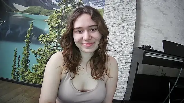 girliemilk online show from February 10, 2026, 7:45 am