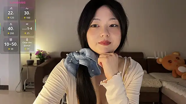 nanaliu6 online show from October 4, 2025, 2:53 am