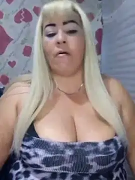 BonniAdams online show from November 30, 2025, 12:47 am