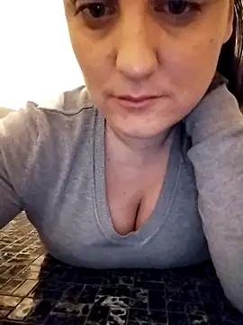 PrincessEileen89 online show from February 14, 2025, 5:14 pm