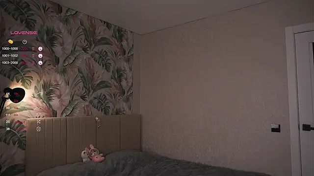 WildaHeldreth online show from March 5, 2025, 1:10 am