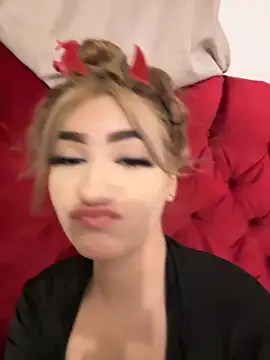 akirahattori online show from October 16, 2025, 2:23 am