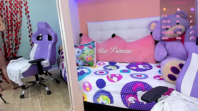 Snapshot of miss__lizeth chatting on February 14, 2025, 9:21 pm miss lizeth online show from February 14, 2025, 9:21 pm