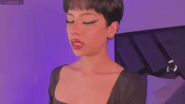 soidai miiu online show from March 4, 2025, 4:49 am